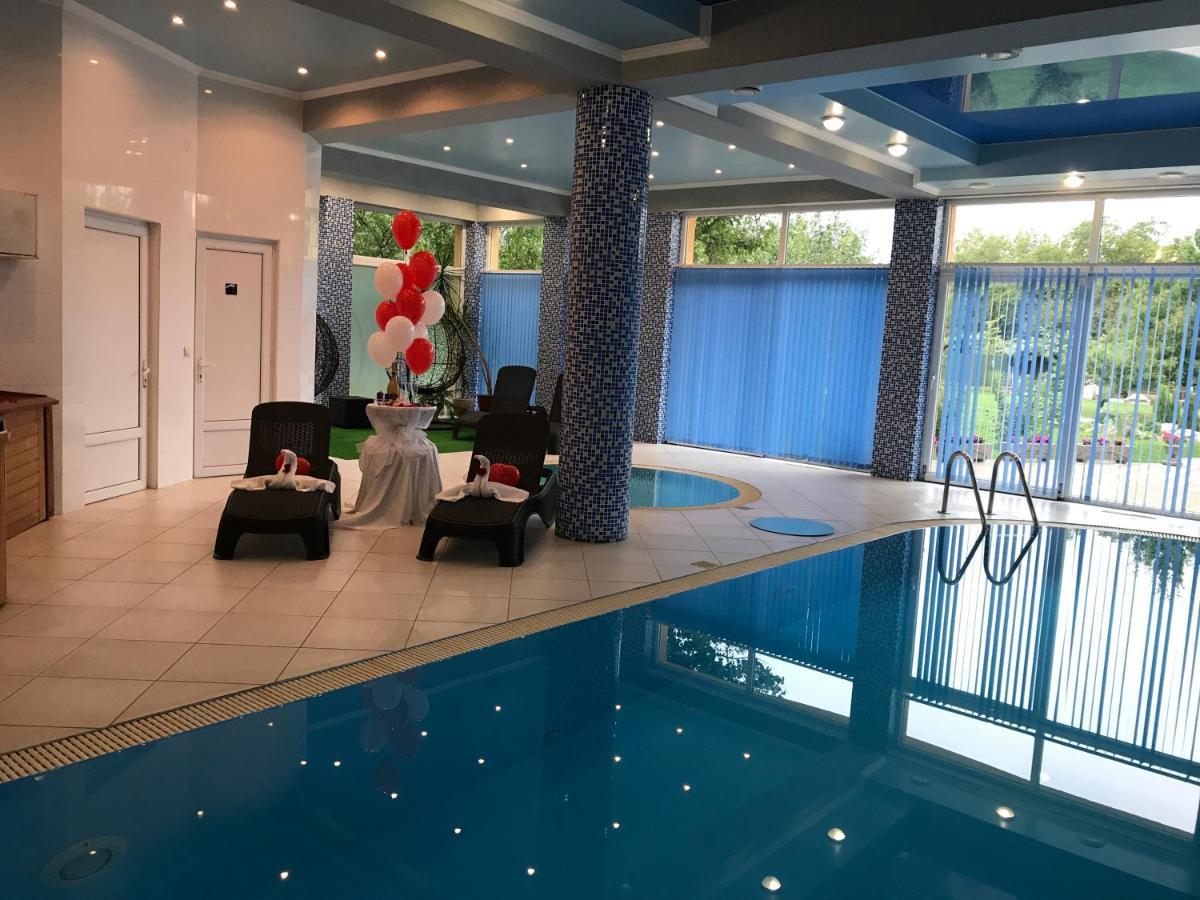Beauty Complex Hotel Берегово Екстериор снимка